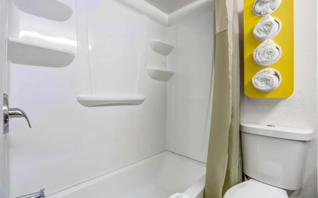 Motel 6 Jacksonville, NC