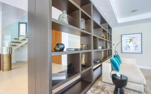 2244 - Modern Villa Puerto Banus