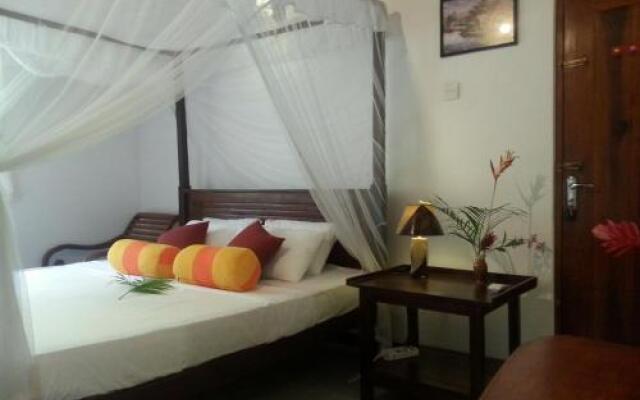 Thamaya house