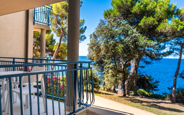 Arena Verudela Beach Apartments