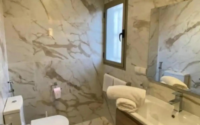 Magnifique appartement avec terrasse prive vue mer