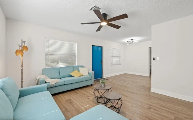 Sunny Palmetto Oasis: 4br Home With Private Pool 4 Bedroom Home by RedAwning