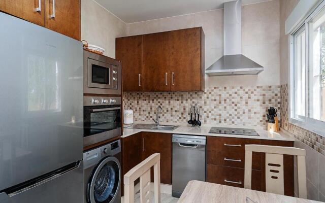 Rural house with private pool, new and beautiful garden