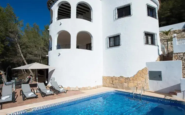 Villa Nebua