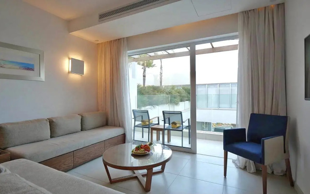 Sunrise Pearl Hotel & Spa