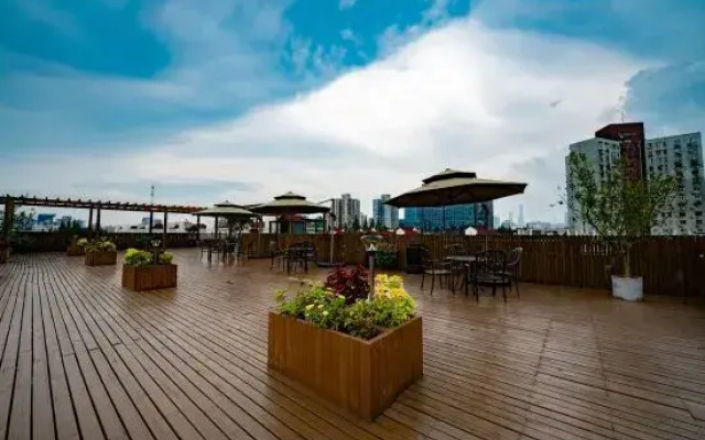 Summer Solstice Book Fragrance Hotel (Shanghai Fudan University Branch)