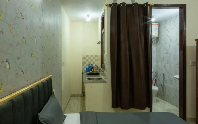 Eat Sleep Wander Studio Apartments