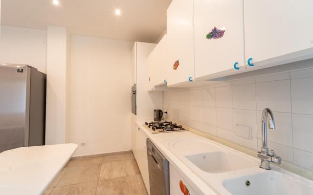 Large Apartment With Panoramic Terrace by Wonderful Italy