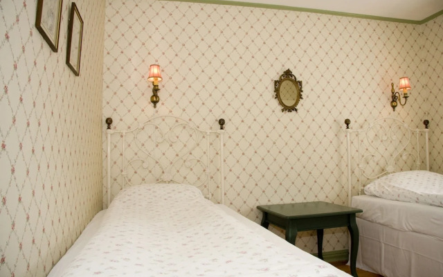 Garvaregården Hotel and B&B
