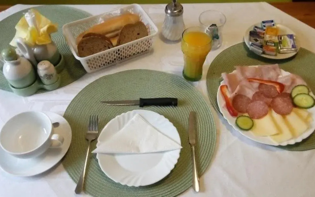 Penzion a restaurace U Strnada