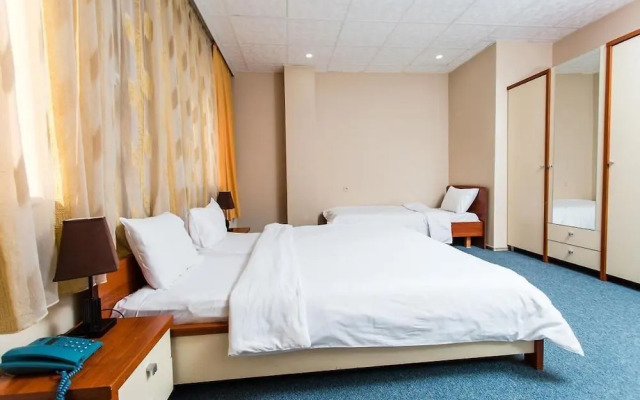 Pilot Apart Hotel