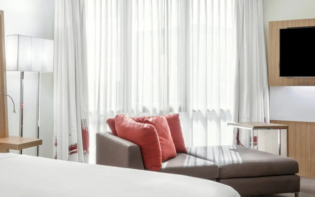 Amora Hotel Brisbane