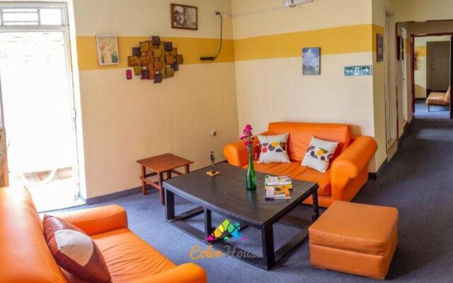 Color House Petitte - Hostel