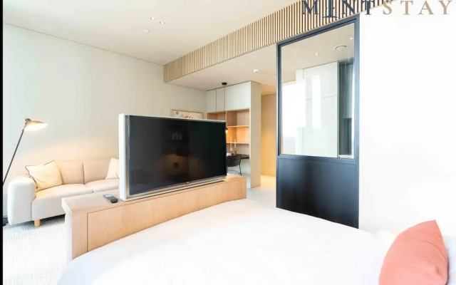 Modern Studio w Balcony in Business Bay