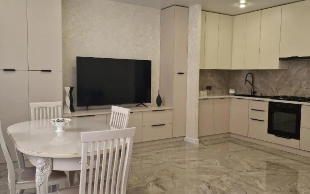 Flatirini (Флатирини) на улице Братьев Темировых