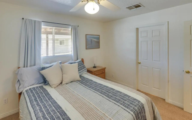 Dog-friendly Bullhead City Home - Walk to Beach!