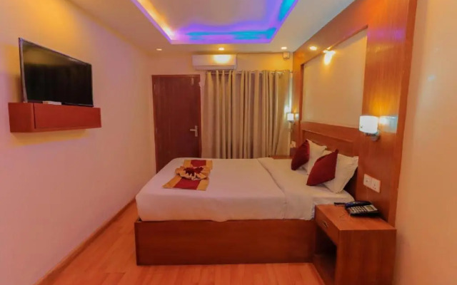 Hotel Venus Plaza - Near Delhi Airport