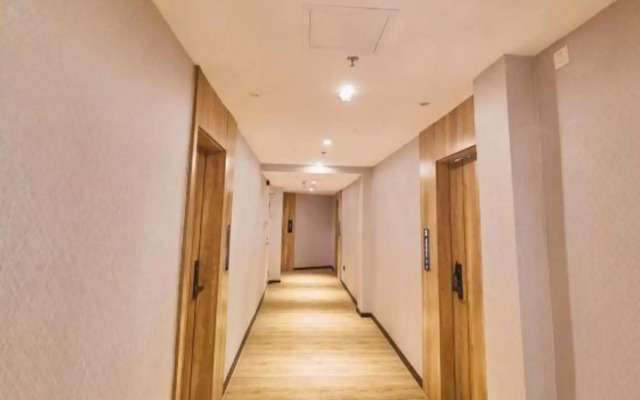 Jianghua Hotel