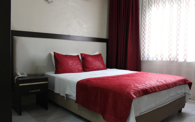 Adana Kucuksaat Hotel