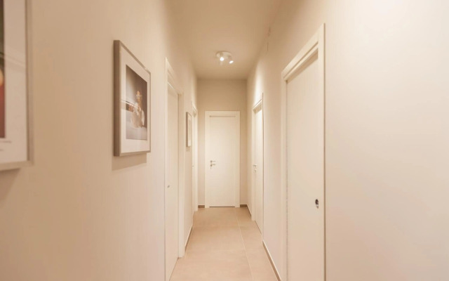 Neapolitan Skyscraper Apartment