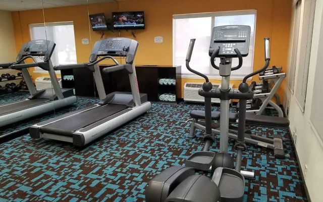 Fairfield Inn & Suites by Marriott Wilson