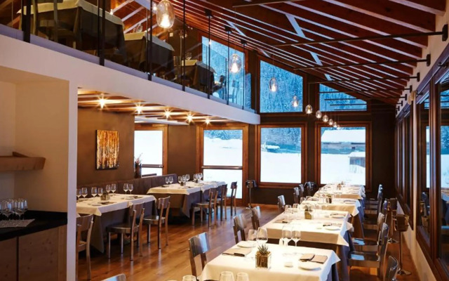 Montana Lodge & Spa, by R Collection Hotels