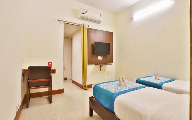 OYO 13668 Hotel Utsav
