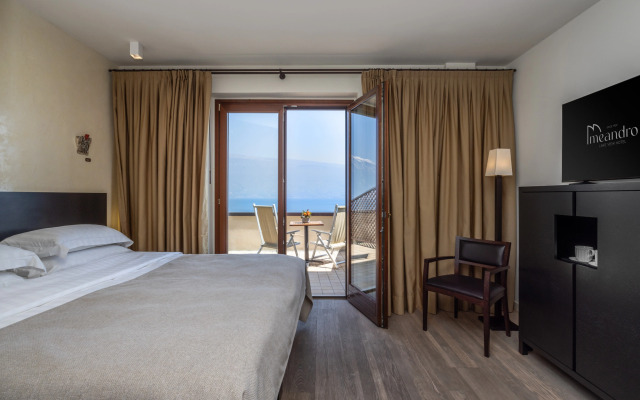 Hotel Meandro - Lake View
