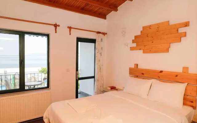 Teos Ormanci Tatil Koyu