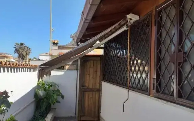 villino 4 posti letto con cucina a 30mt dal mare