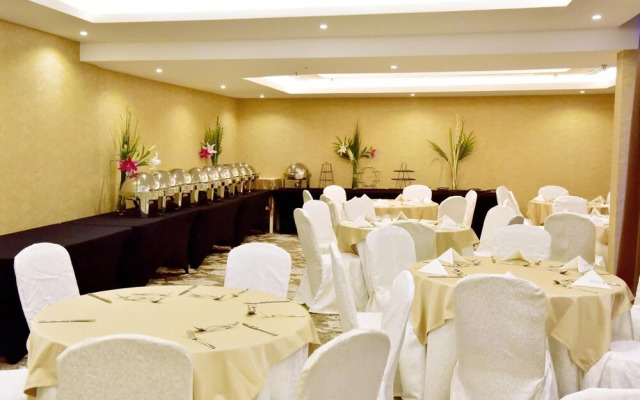 grand silverton hotel