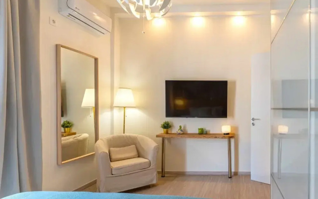 Phaedrus Living Modern City Flat Gkyzi