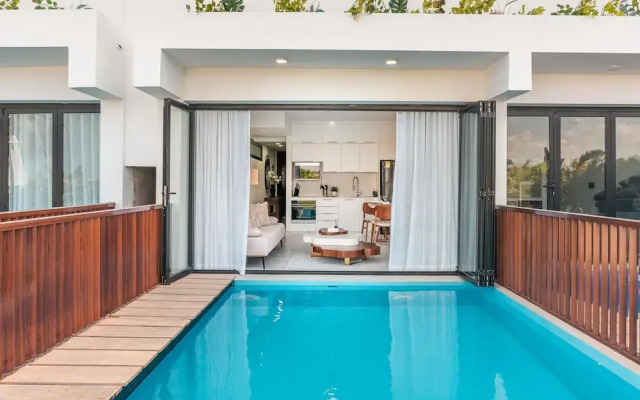 Luxury 2BR Pool Villa With Garage in Cap Cana