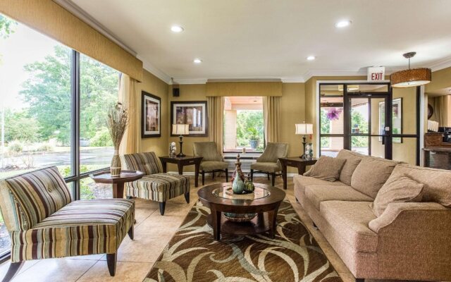 Quality Inn & Suites Corinth West