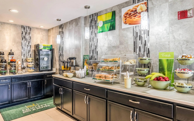 Quality Inn & Suites Westminster - Broomfield