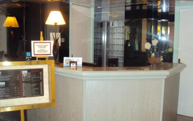 Hotel 4C