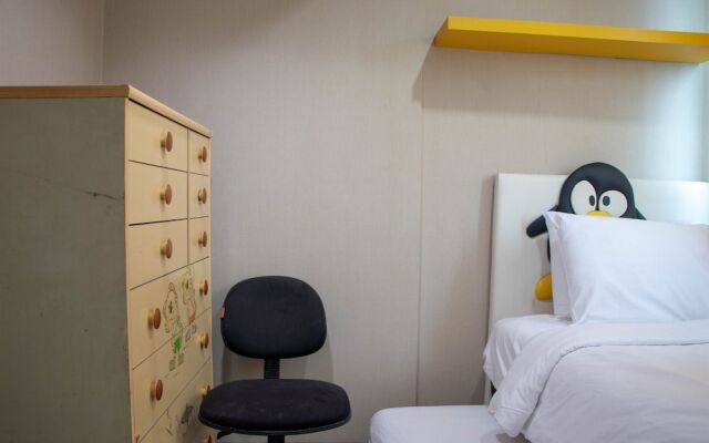 Elegant And Comfy 2Br Apartment At Springhill Terrace Residence