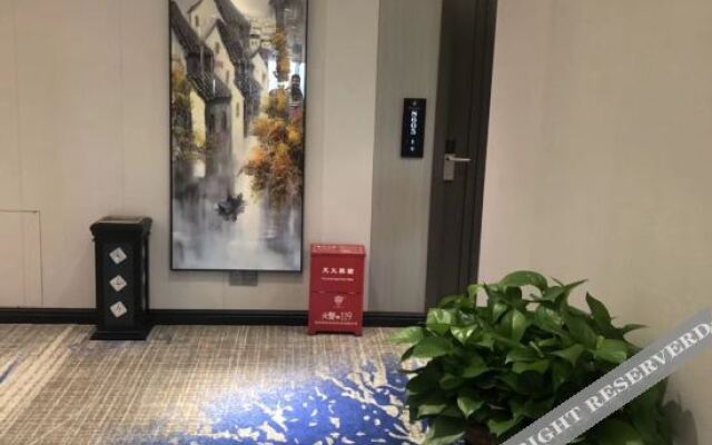 Yinxing Business Hotel