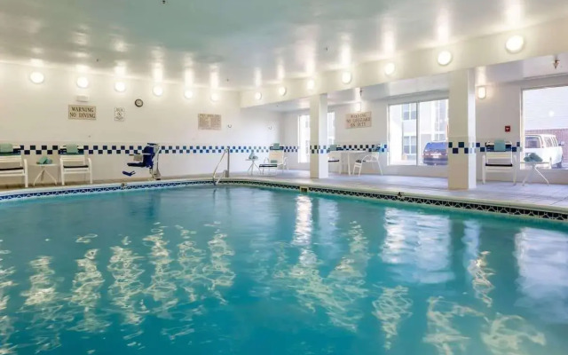 Comfort Inn Davenport East - Bettendorf