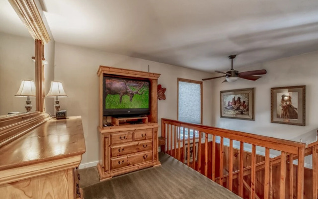 415Riverbendlodgeucncb River Bend Lodge