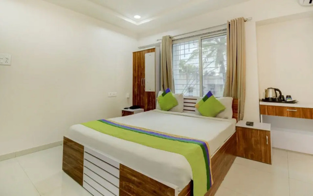 Treebo Trip White Castle