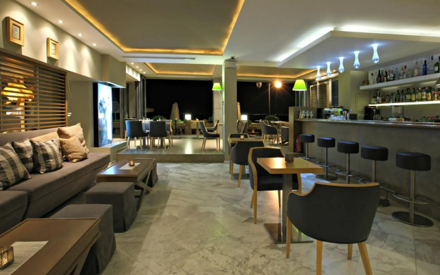 Golden Star City Resort