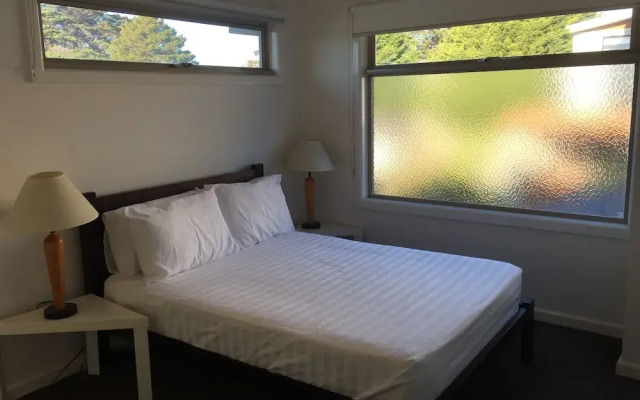 Aquawaters house by Barefoot Beach stays