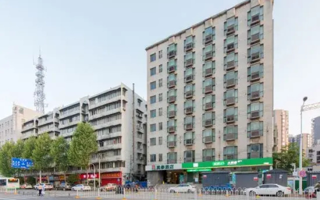 Motel Hotel (Wuhan Yellow Crane Tower, Shouyi Square, Fuxing Road Metro Station)