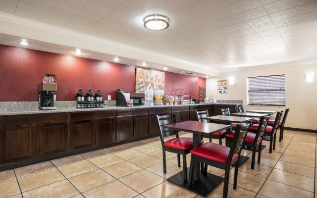 Red Roof Inn North Dallas - Park Central