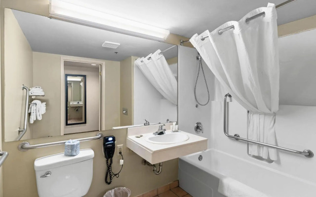 Country Inn & Suites by Radisson, Saskatoon, SK