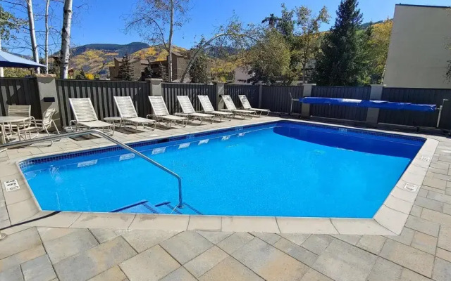 Westwind 102 2BD 2BA Silver Condo