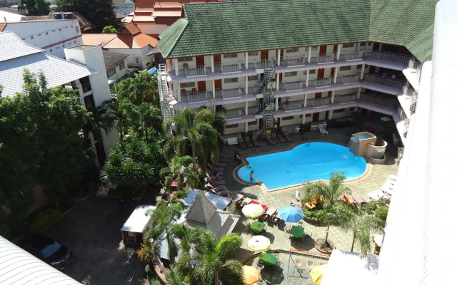 Top North Hotel