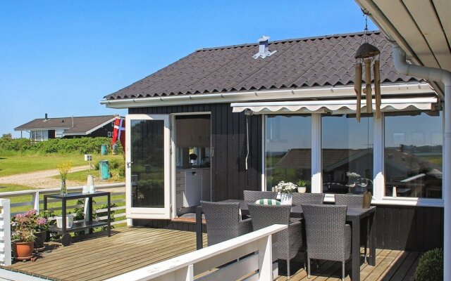 Luxurious Holiday Home in Millinge With Roofed Terrace