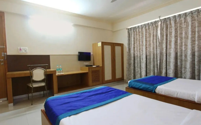 Aayush Corporate Stays by OYO Rooms